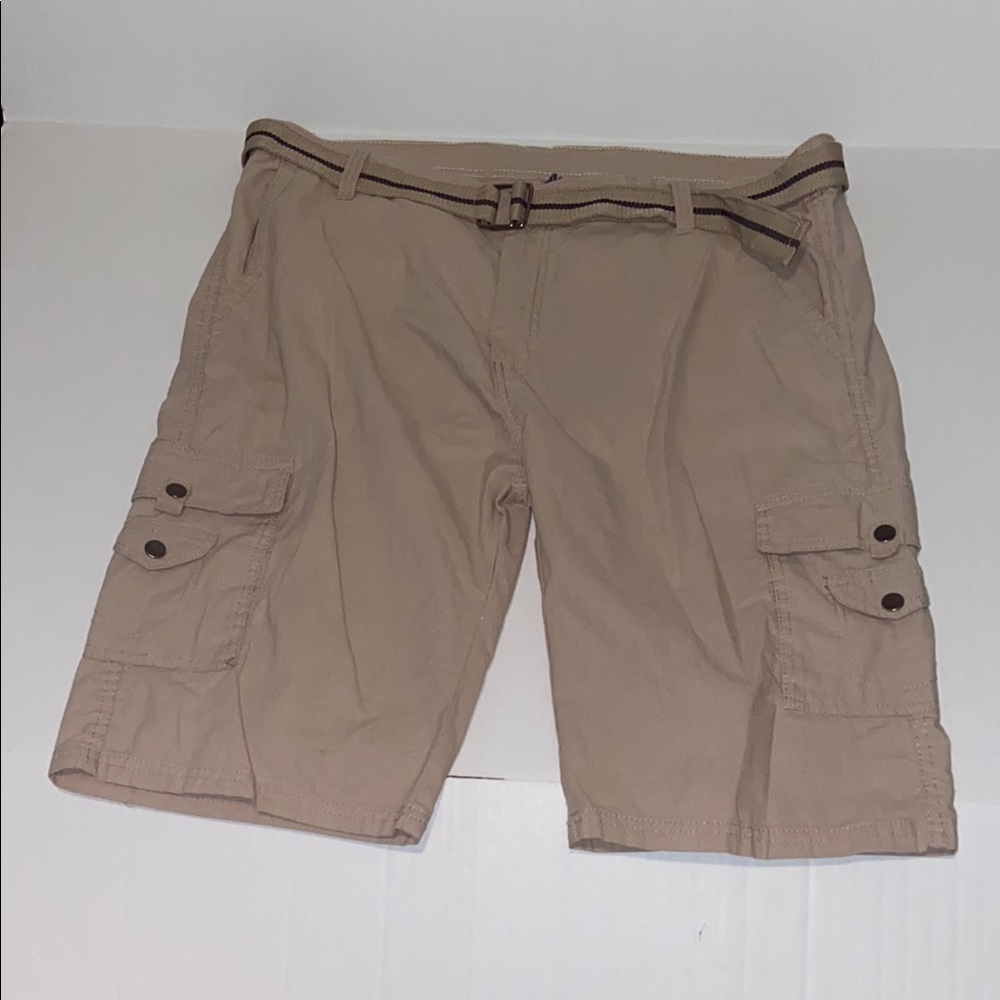 Swiss Cross Original Trail Blazer NWT Men's Size 42 Khaki Cargo Shorts